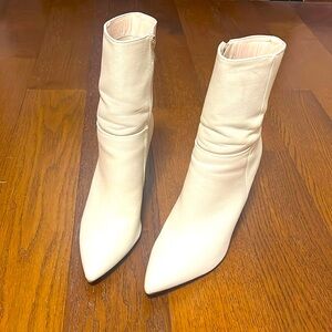 Lulus white booties